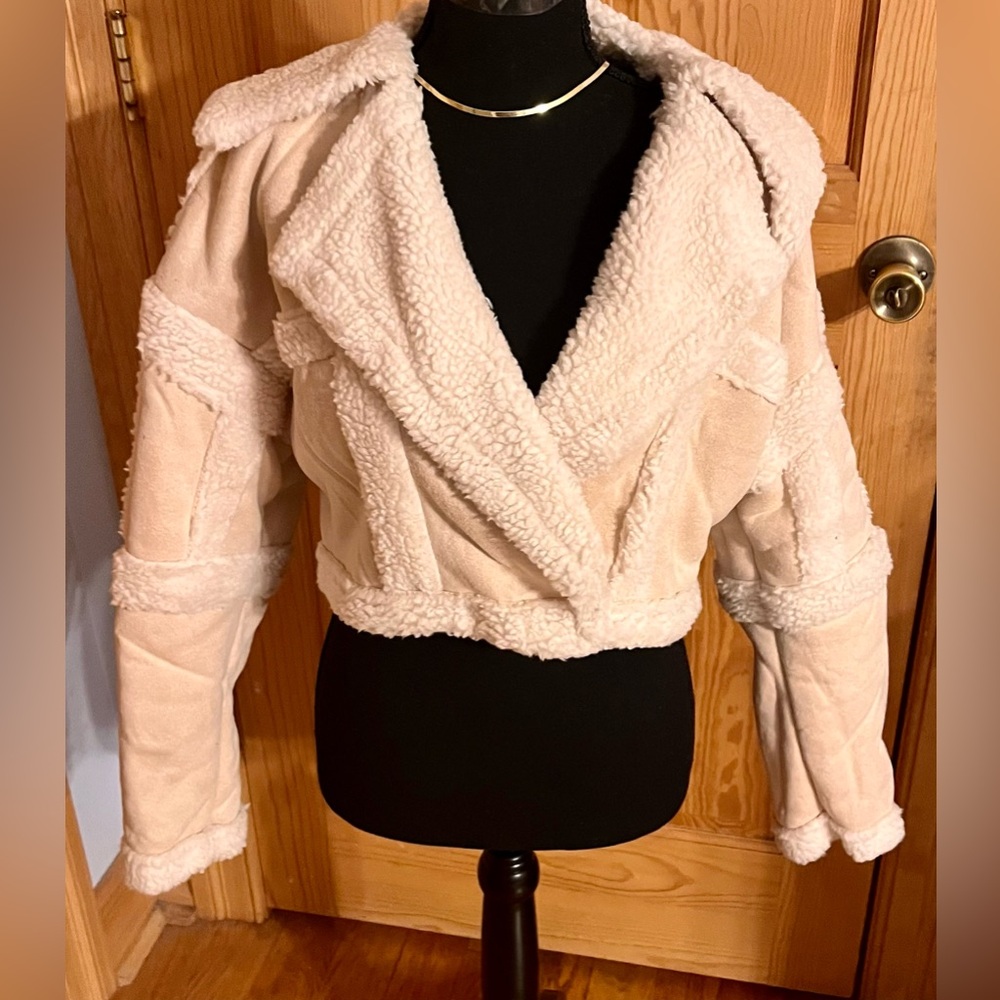PrettyLittleThing Cream Faux Suede Sherpa Cropped Aviator Teddy Jacket 6P Coat